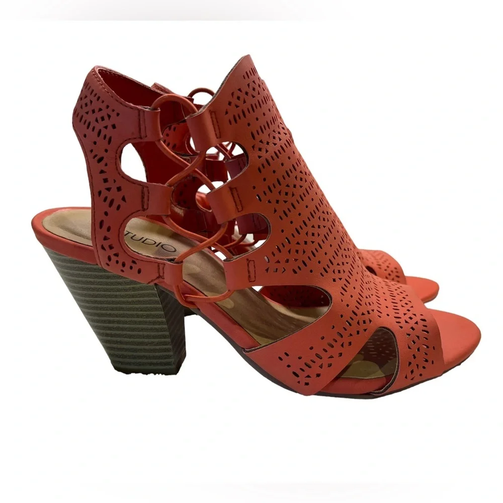 KStudio - coral heels - size 6.5m - EUC - Picture 4 of 6